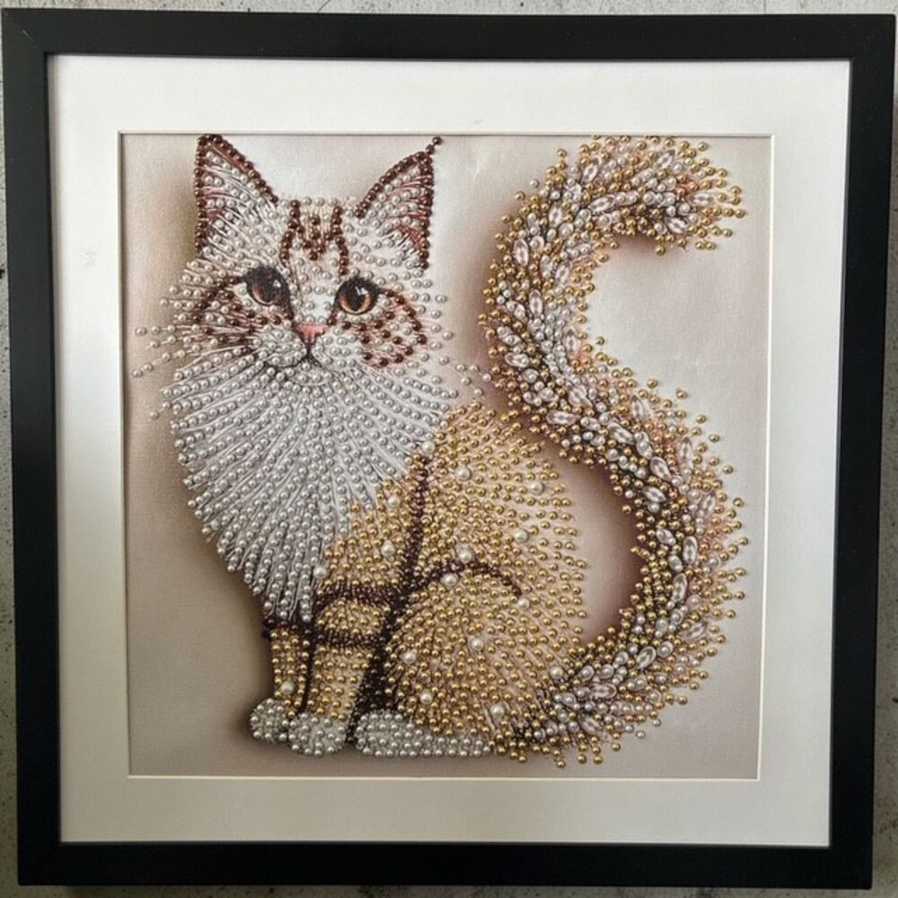 Hand Crafted -Sparkling Feline Elegance Cat Portrait- 5D Crystal Diamond Art